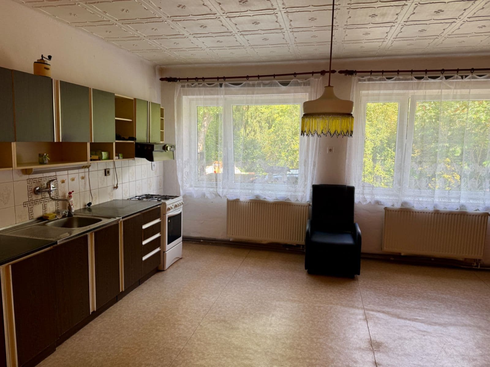 Predaj domu 161 m², pozemok 557 m², Okřesaneč, Středočeský kraj Predaj domu 161 m², pozemok 557 m², Okřesaneč, Středočeský kraj