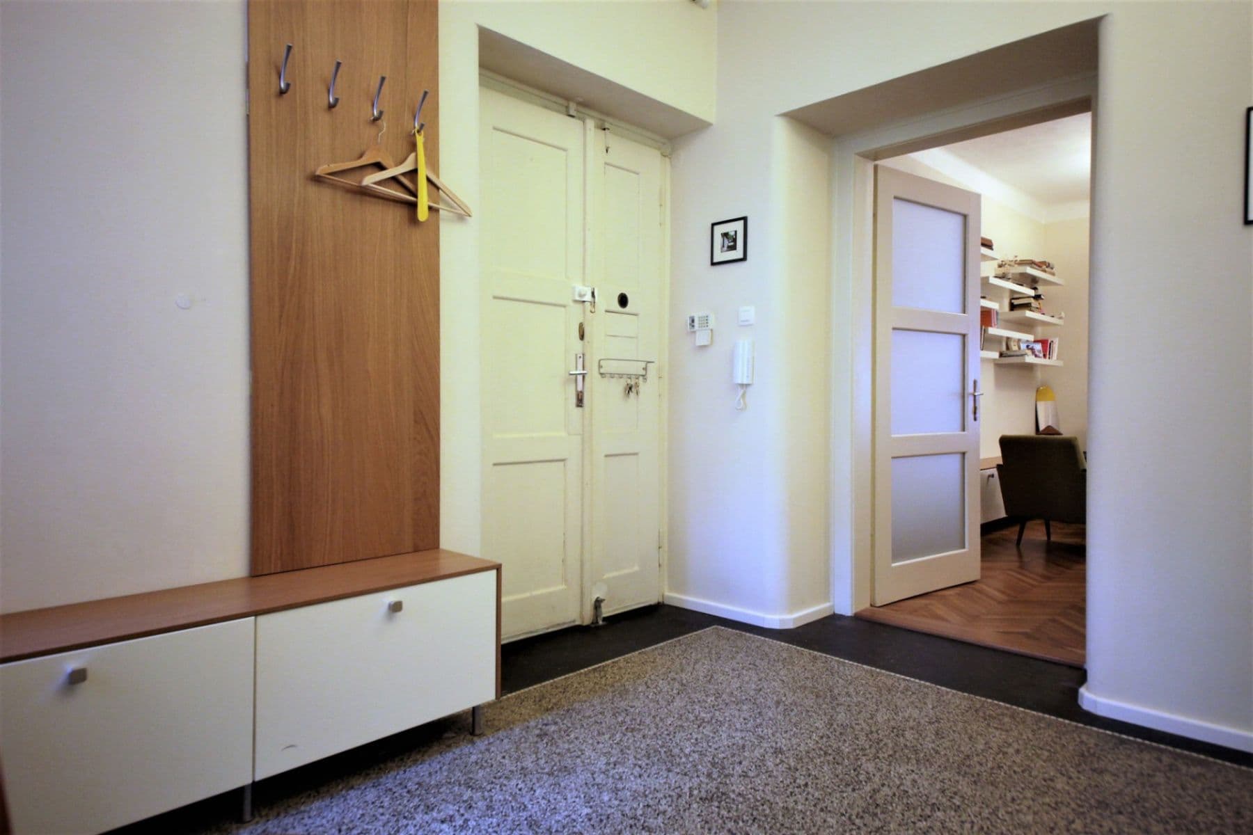 Prenájom bytu 2-izbový 65 m², Křížkovského, Praha, Praha Prenájom bytu 2-izbový 65 m², Křížkovského, Praha, Praha