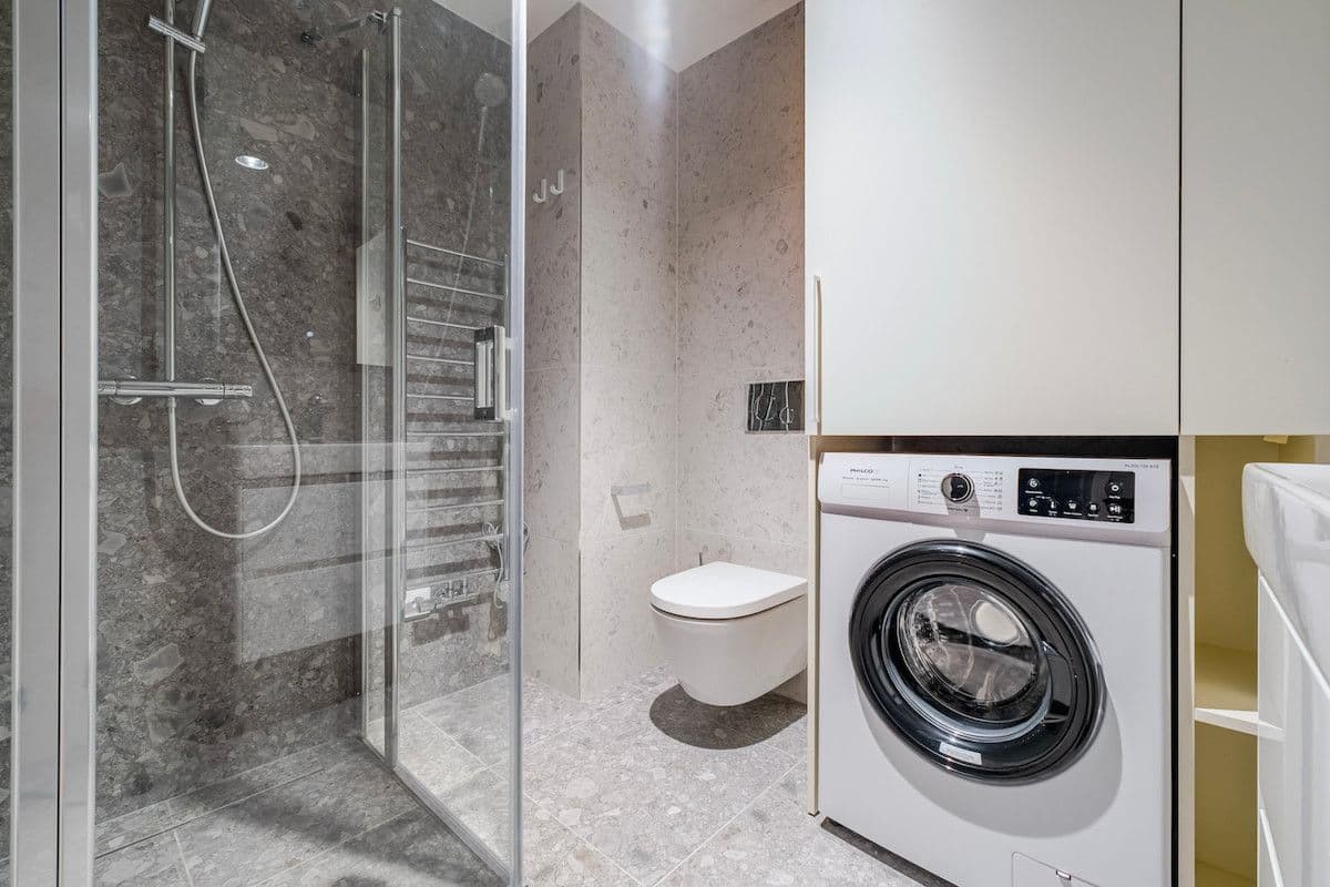 Prenájom bytu 46 m², Sázavská, Praha, Praha Prenájom bytu 46 m², Sázavská, Praha, Praha