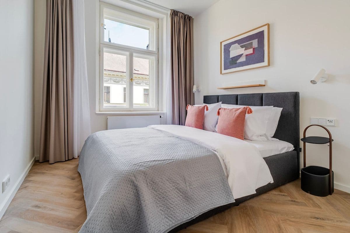 Prenájom bytu 41 m², Sázavská, Praha, Praha Prenájom bytu 41 m², Sázavská, Praha, Praha