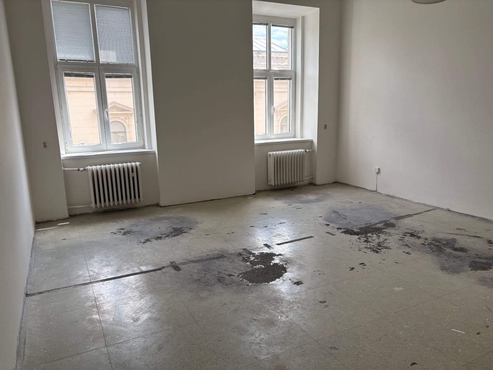 Prenájom kancelárie 118 m², Kounicova, Brno, Jihomoravský kraj Prenájom kancelárie 118 m², Kounicova, Brno, Jihomoravský kraj