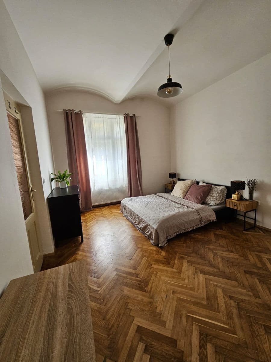 Predaj bytu 2-izbový 51 m², Bubenečská, Praha, Praha Predaj bytu 2-izbový 51 m², Bubenečská, Praha, Praha