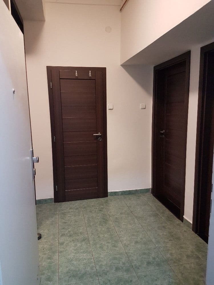 Prenájom bytu 2-izbový 44 m², Holandská, Praha, Praha Prenájom bytu 2-izbový 44 m², Holandská, Praha, Praha