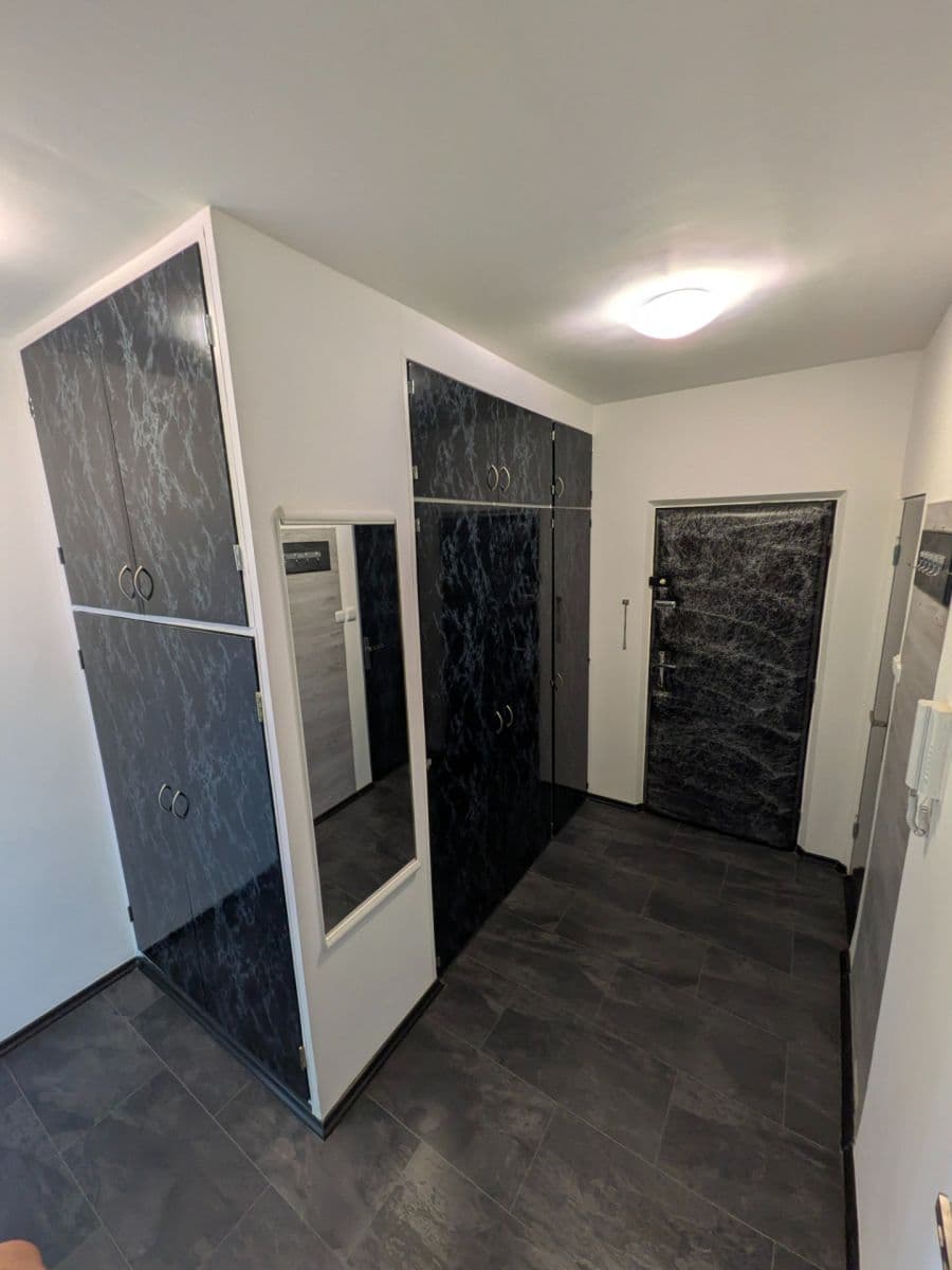 Prenájom bytu 3-izbový 66 m², Snopkova, Praha, Praha Prenájom bytu 3-izbový 66 m², Snopkova, Praha, Praha
