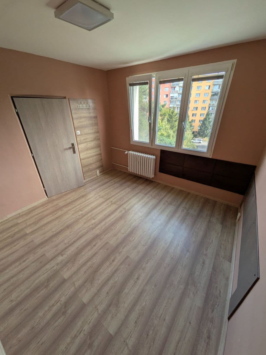 Prenájom bytu 3-izbový 66 m², Snopkova, Praha, Praha Prenájom bytu 3-izbový 66 m², Snopkova, Praha, Praha