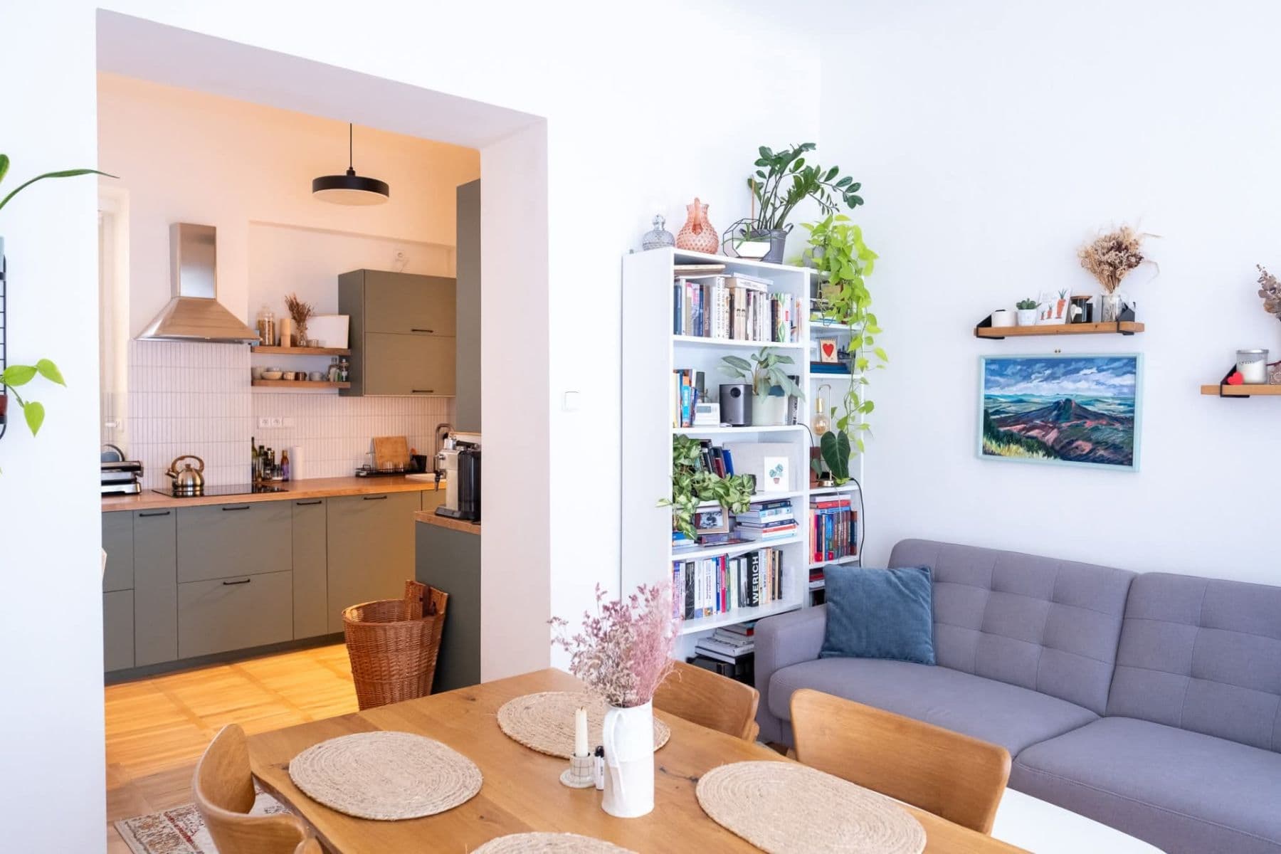 Prenájom bytu 2-izbový 55 m², Ve Smečkách, Praha, Praha Prenájom bytu 2-izbový 55 m², Ve Smečkách, Praha, Praha