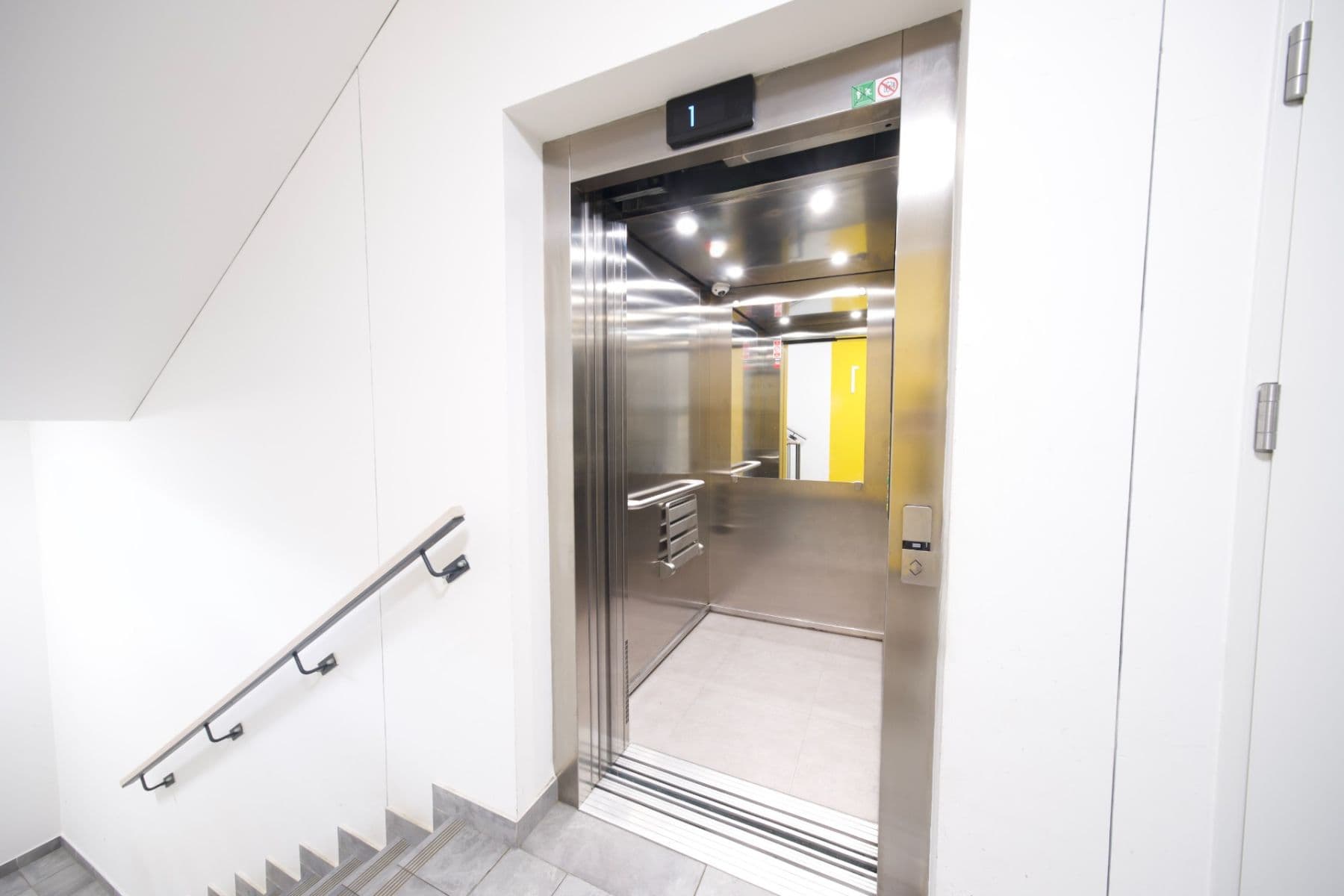 Predaj bytu 3-izbový 87 m², Oty Bubeníčka, Praha, Praha Predaj bytu 3-izbový 87 m², Oty Bubeníčka, Praha, Praha