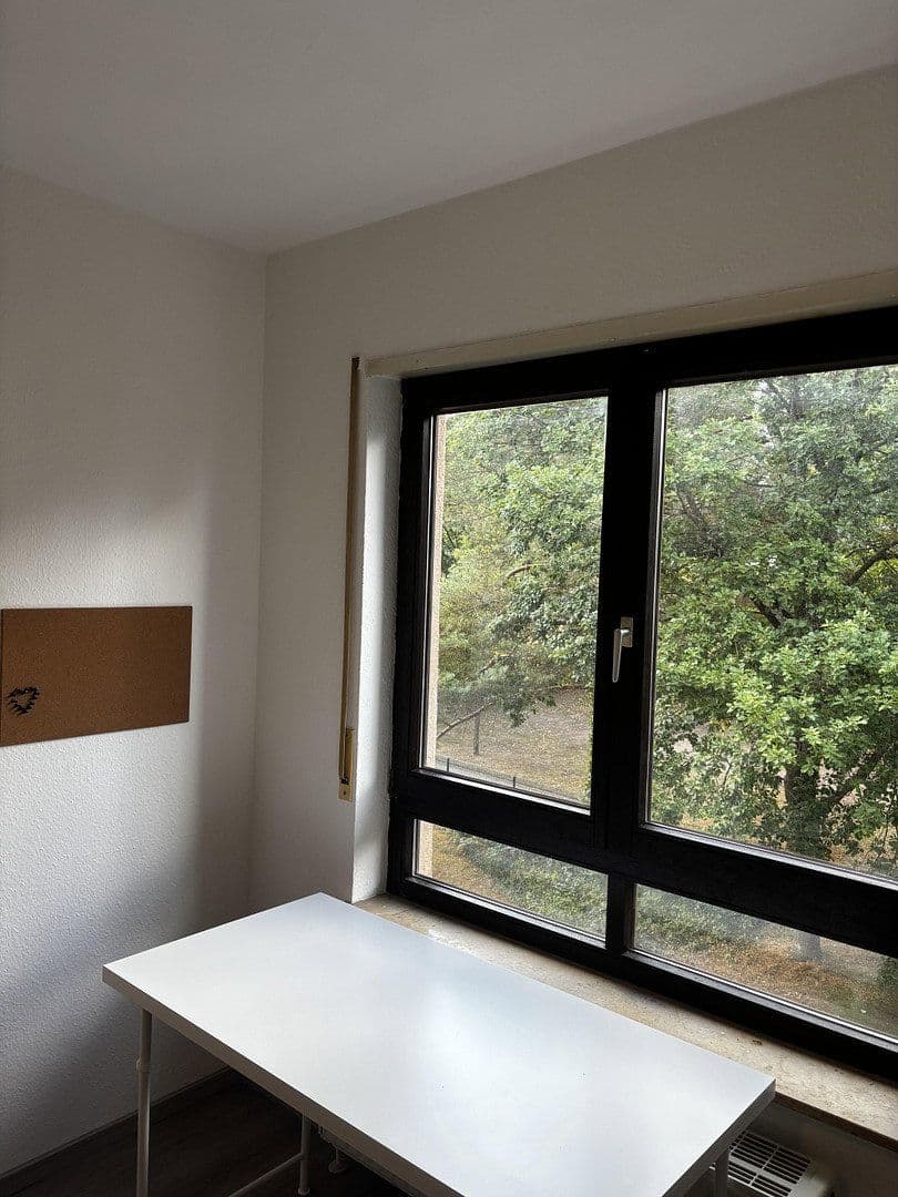 Prenájom bytu 1-izbový 21 m², Kurt Schuhmacher Straße 32, Kaiserslautern, Porýnie-Falcko Prenájom bytu 1-izbový 21 m², Kurt Schuhmacher Straße 32, Kaiserslautern, Porýnie-Falcko