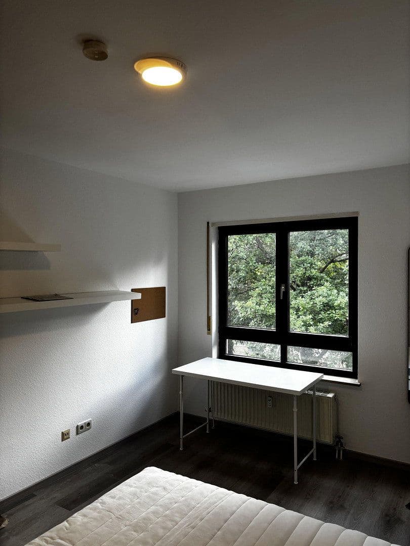 Prenájom bytu 1-izbový 21 m², Kurt Schuhmacher Straße 32, Kaiserslautern, Porýnie-Falcko Prenájom bytu 1-izbový 21 m², Kurt Schuhmacher Straße 32, Kaiserslautern, Porýnie-Falcko