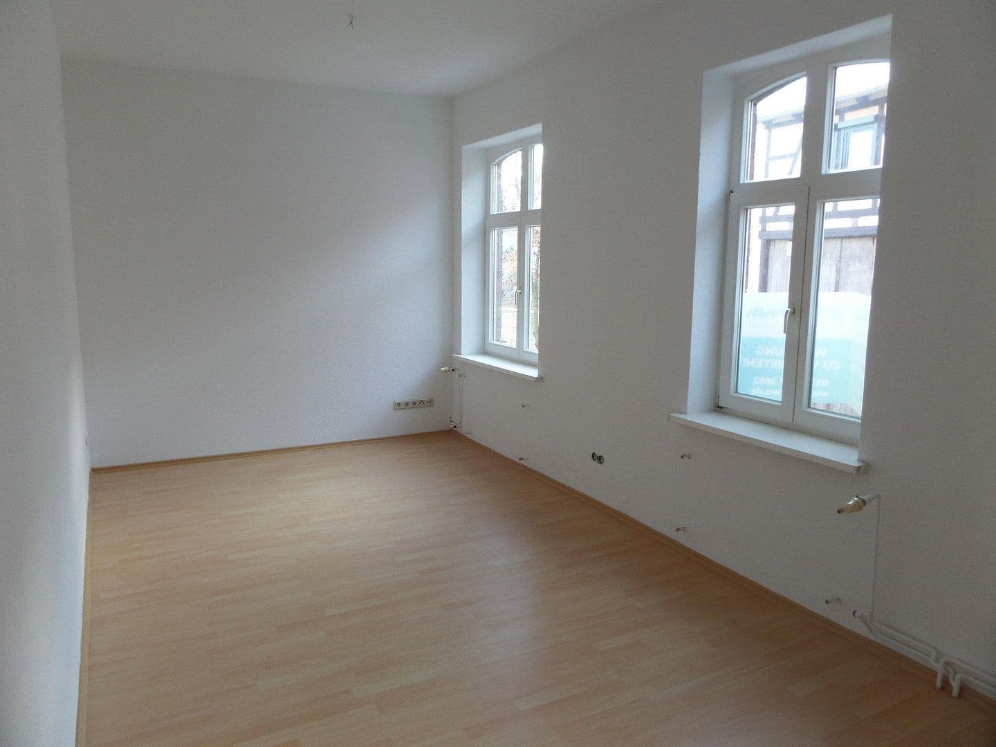Prenájom bytu 4-izbový 100 m², Huy, Sasko-Anhaltsko Prenájom bytu 4-izbový 100 m², Huy, Sasko-Anhaltsko