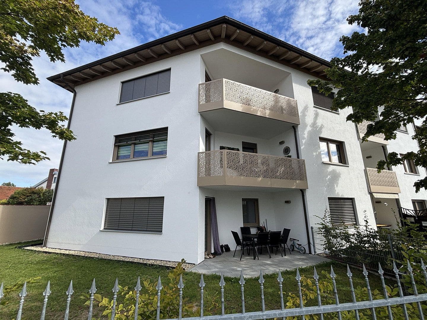 Prenájom bytu 3-izbový 80 m², Straubinger Strae 19, Geiselhöring, Bavorsko Prenájom bytu 3-izbový 80 m², Straubinger Strae 19, Geiselhöring, Bavorsko