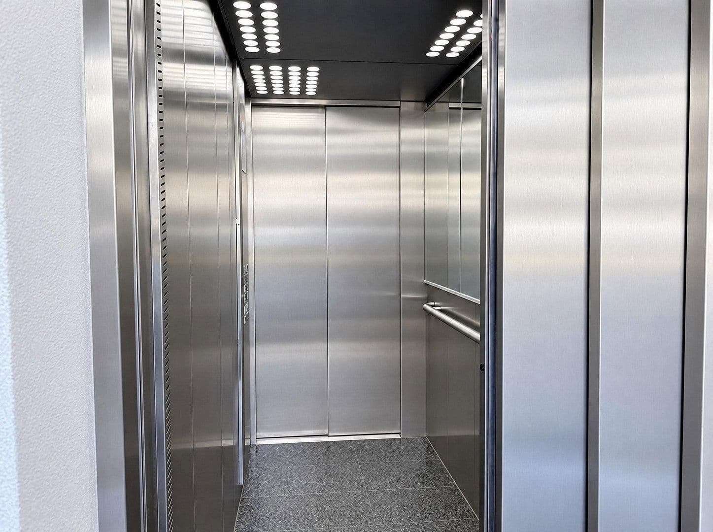 Predaj bytu 2-izbový 63 m², Karlsruhe, Bádensko-Wurttembersko Predaj bytu 2-izbový 63 m², Karlsruhe, Bádensko-Wurttembersko