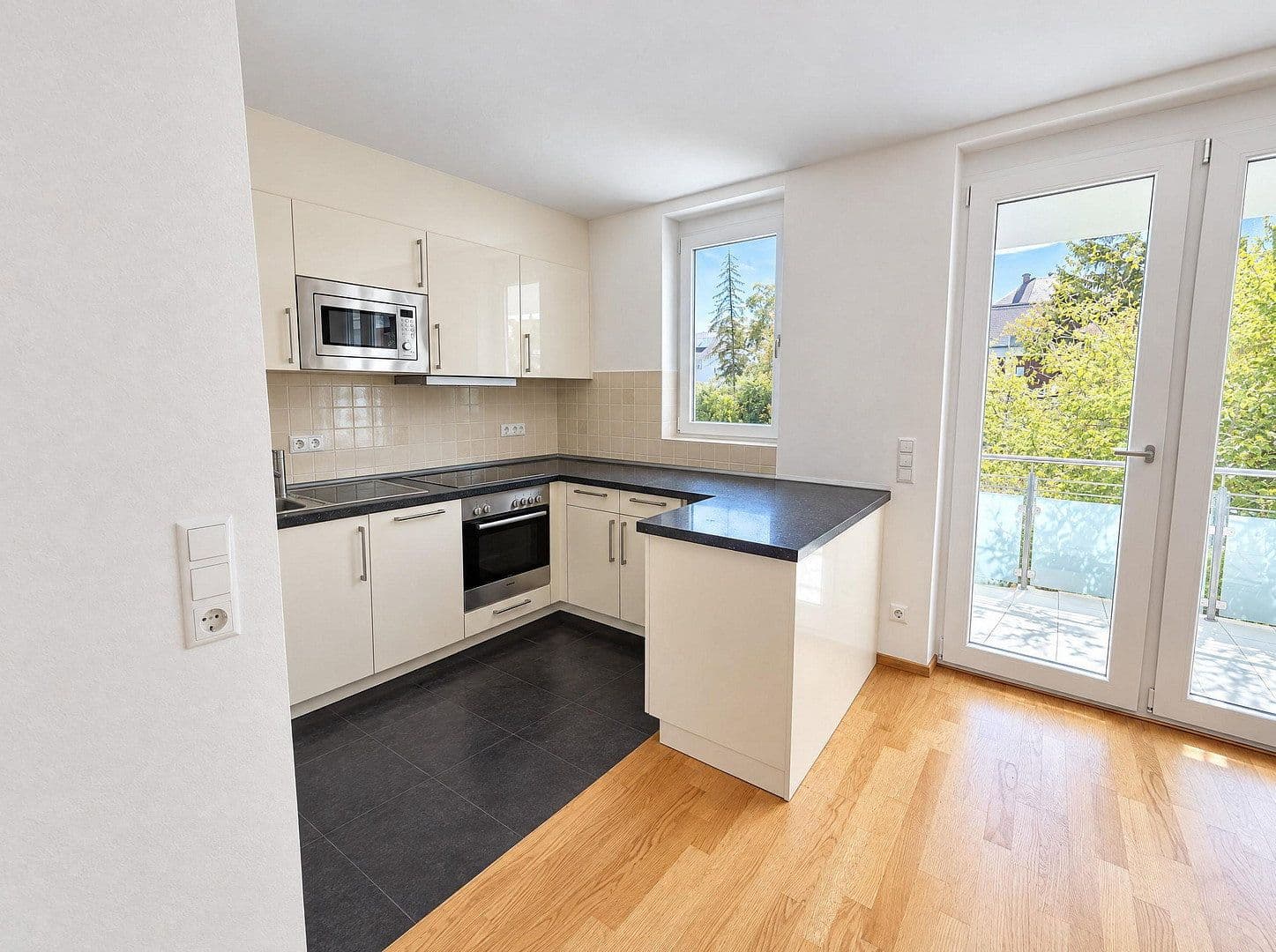 Predaj bytu 2-izbový 63 m², Karlsruhe, Bádensko-Wurttembersko Predaj bytu 2-izbový 63 m², Karlsruhe, Bádensko-Wurttembersko