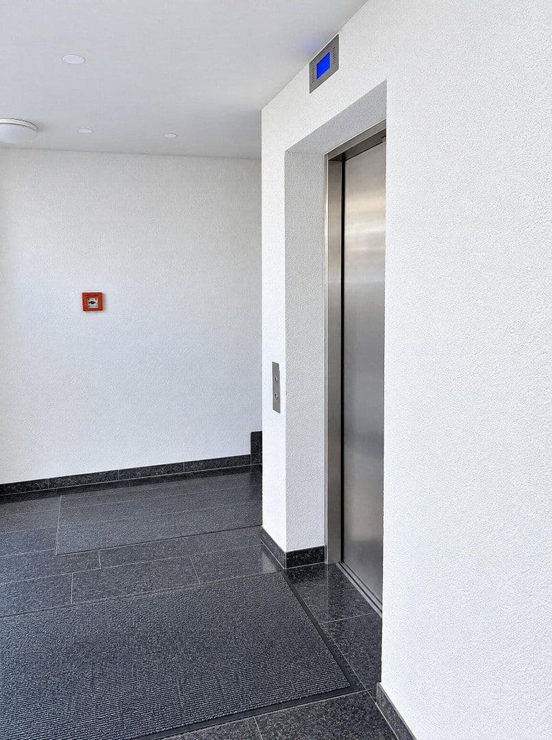 Predaj bytu 2-izbový 63 m², Karlsruhe, Bádensko-Wurttembersko Predaj bytu 2-izbový 63 m², Karlsruhe, Bádensko-Wurttembersko