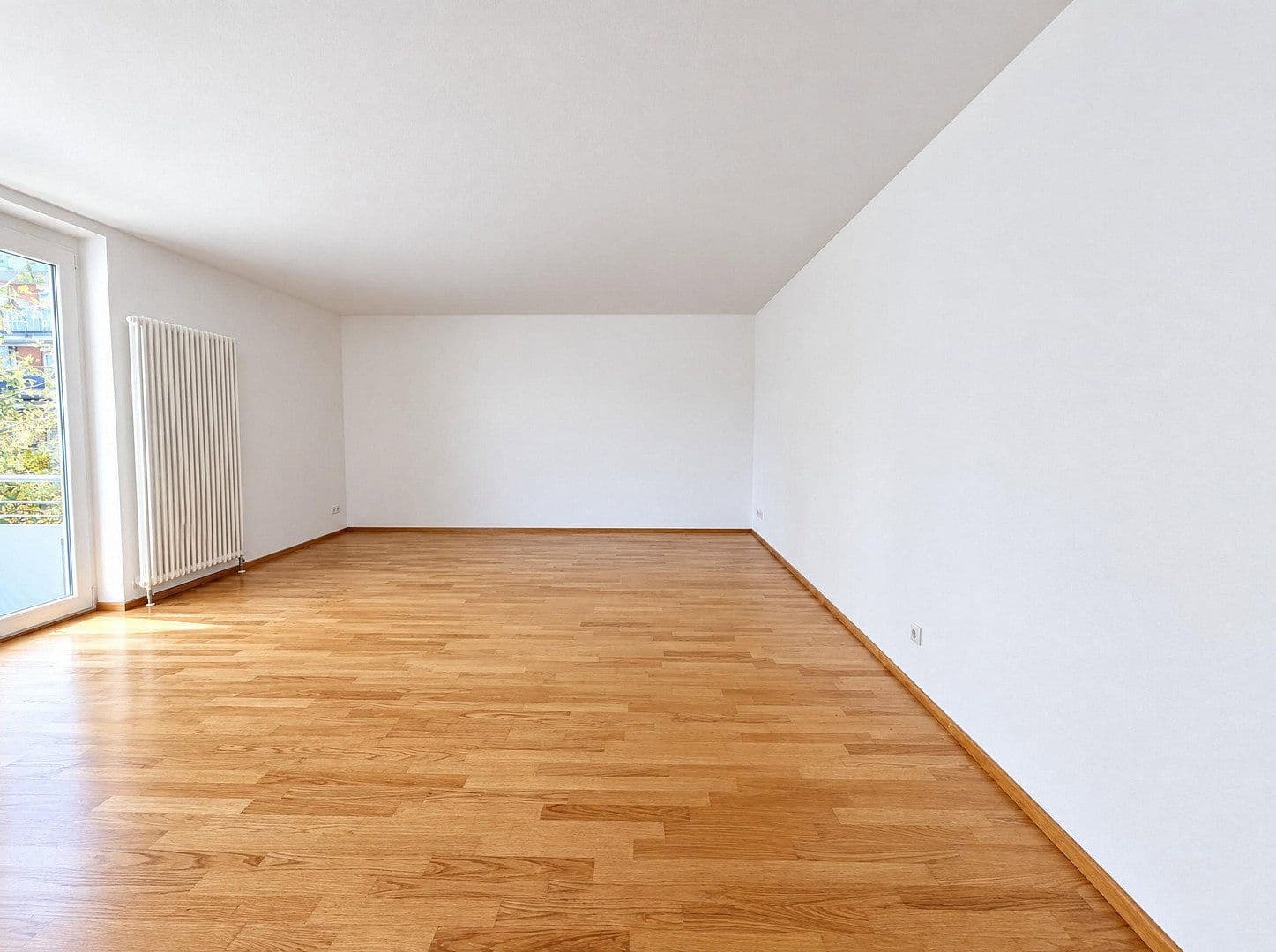 Predaj bytu 2-izbový 63 m², Karlsruhe, Bádensko-Wurttembersko Predaj bytu 2-izbový 63 m², Karlsruhe, Bádensko-Wurttembersko