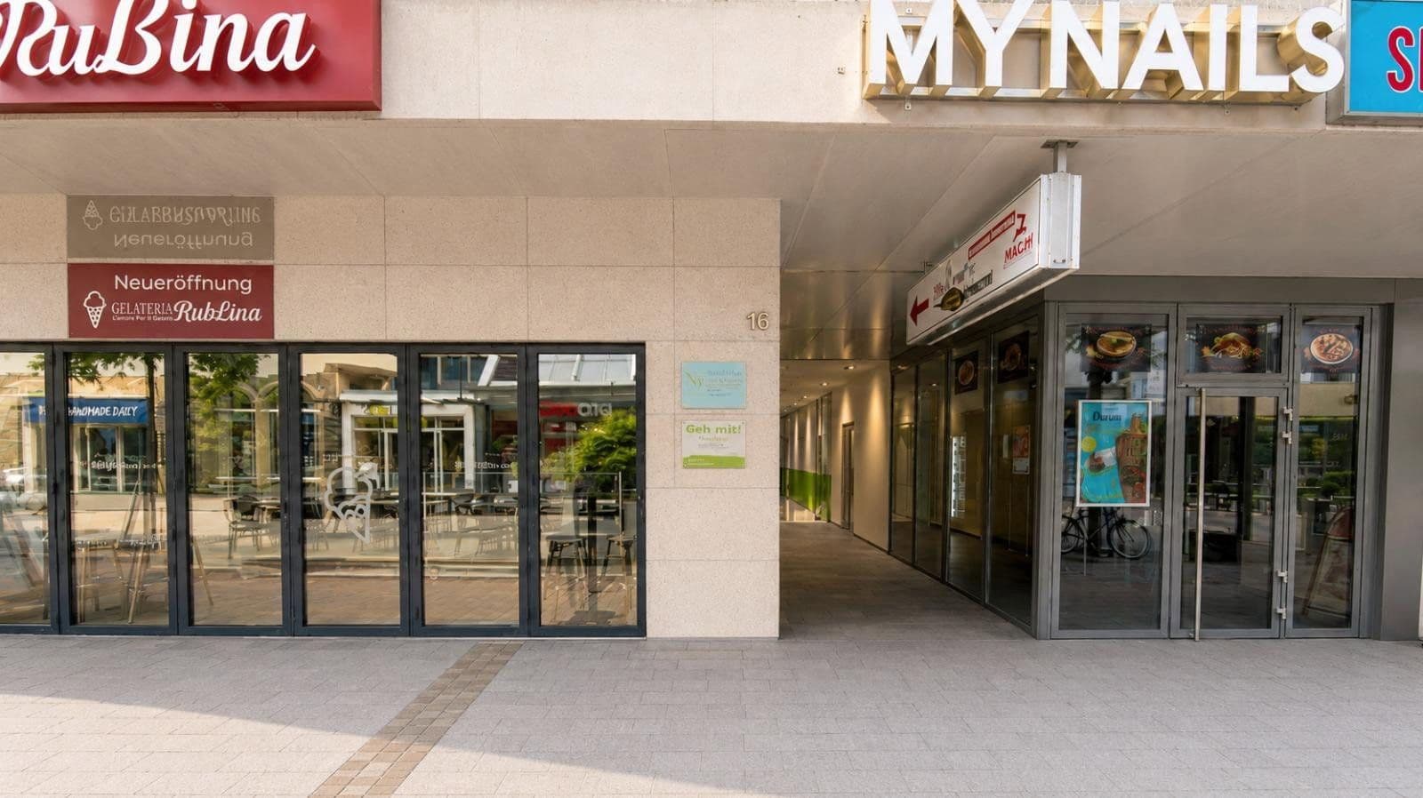 Prenájom nebytového priestoru 136 m², August-Ruf-Straße 16, Singen (Hohentwiel), Bádensko-Wurttembersko Prenájom nebytového priestoru 136 m², August-Ruf-Straße 16, Singen (Hohentwiel), Bádensko-Wurttembersko