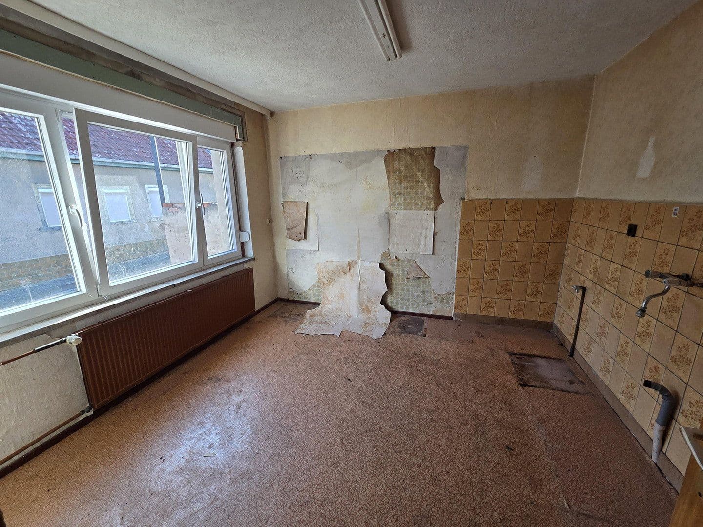 Predaj domu 120 m², pozemok 300 m², Kirchstraße 3, Roßleben-Wiehe, Durínsko Predaj domu 120 m², pozemok 300 m², Kirchstraße 3, Roßleben-Wiehe, Durínsko