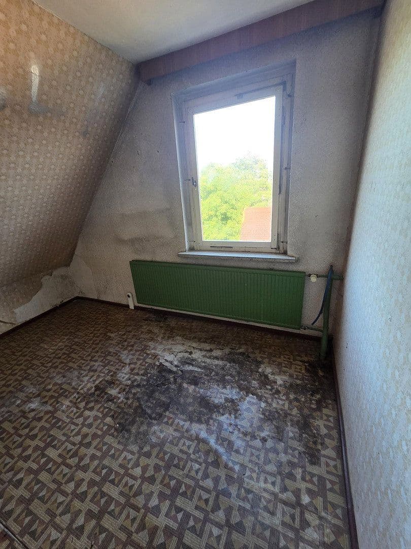 Predaj domu 120 m², pozemok 300 m², Kirchstraße 3, Roßleben-Wiehe, Durínsko Predaj domu 120 m², pozemok 300 m², Kirchstraße 3, Roßleben-Wiehe, Durínsko