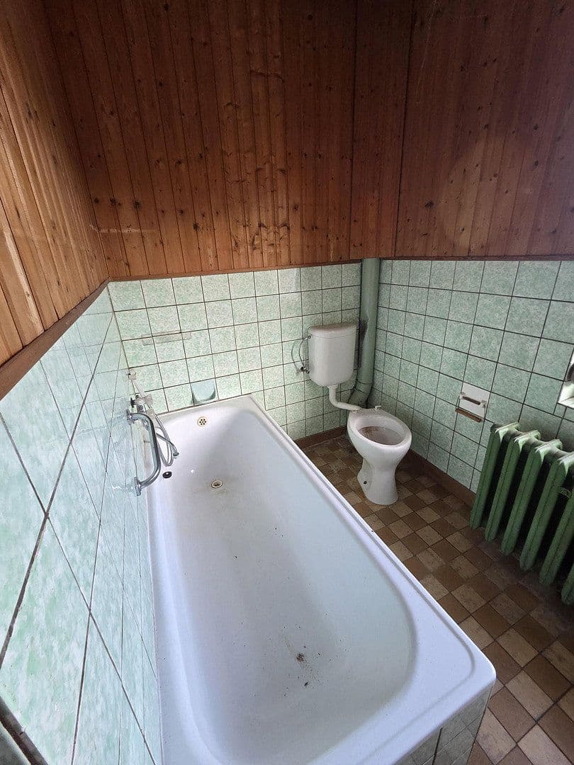 Predaj domu 120 m², pozemok 300 m², Kirchstraße 3, Roßleben-Wiehe, Durínsko Predaj domu 120 m², pozemok 300 m², Kirchstraße 3, Roßleben-Wiehe, Durínsko