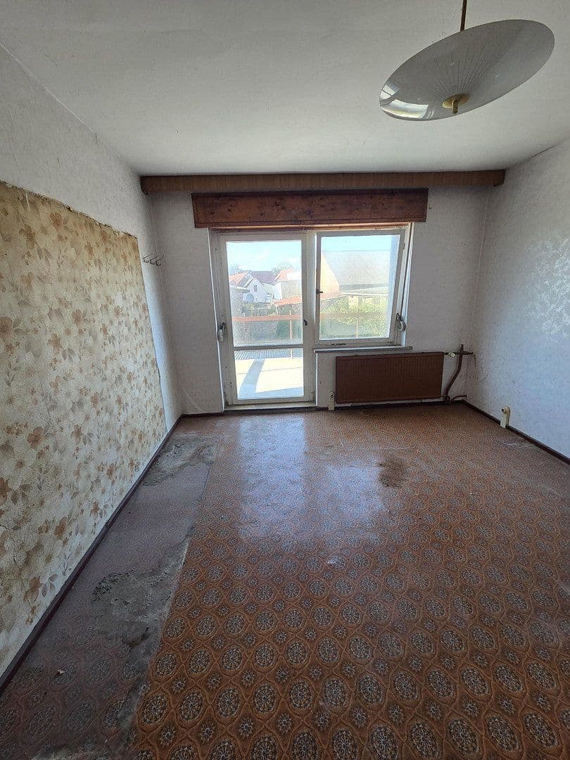 Predaj domu 120 m², pozemok 300 m², Kirchstraße 3, Roßleben-Wiehe, Durínsko Predaj domu 120 m², pozemok 300 m², Kirchstraße 3, Roßleben-Wiehe, Durínsko