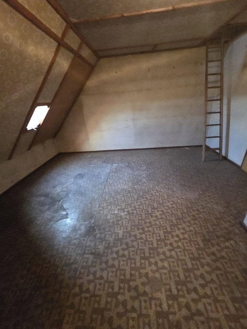 Predaj domu 120 m², pozemok 300 m², Kirchstraße 3, Roßleben-Wiehe, Durínsko Predaj domu 120 m², pozemok 300 m², Kirchstraße 3, Roßleben-Wiehe, Durínsko