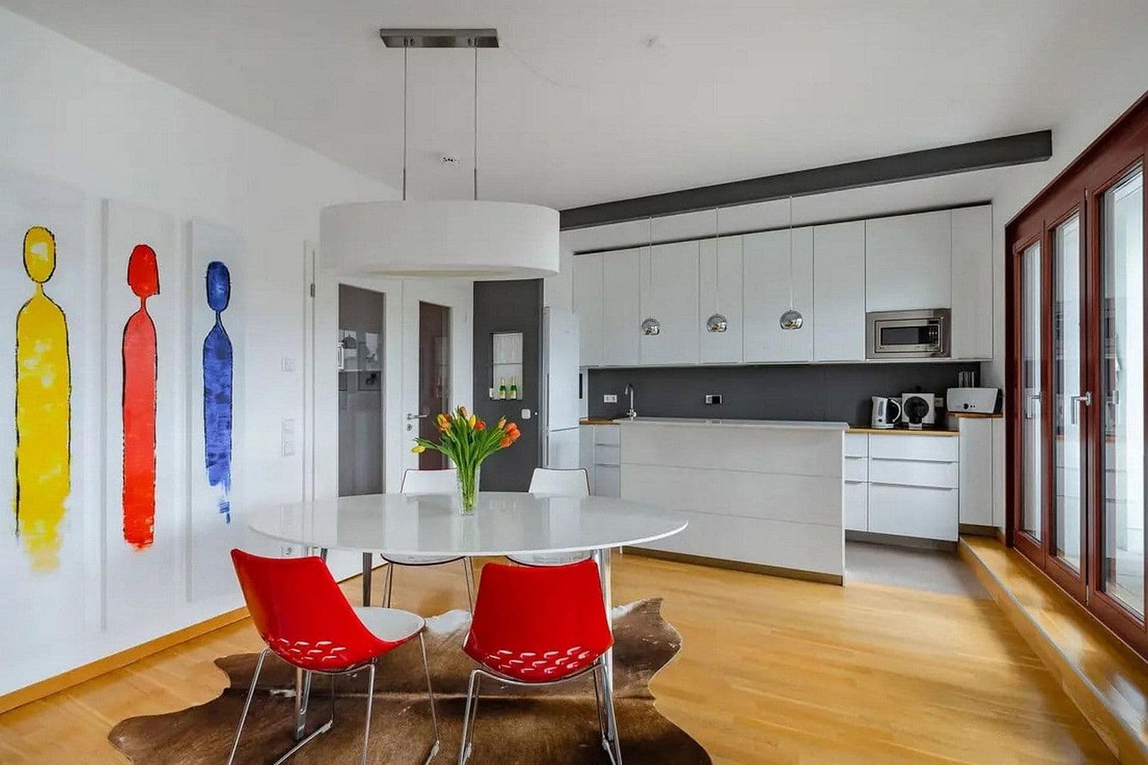 Prenájom bytu 4-izbový 111 m², Berlin, Berlín Prenájom bytu 4-izbový 111 m², Berlin, Berlín