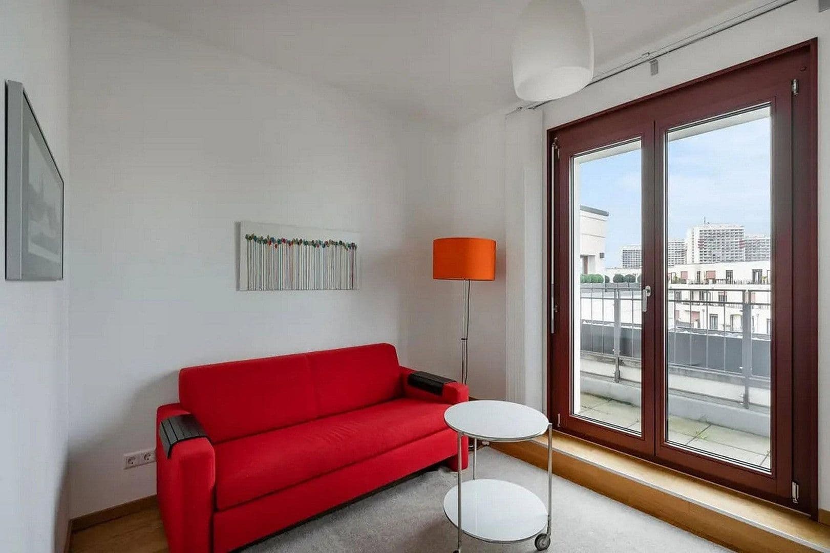 Prenájom bytu 4-izbový 111 m², Berlin, Berlín Prenájom bytu 4-izbový 111 m², Berlin, Berlín