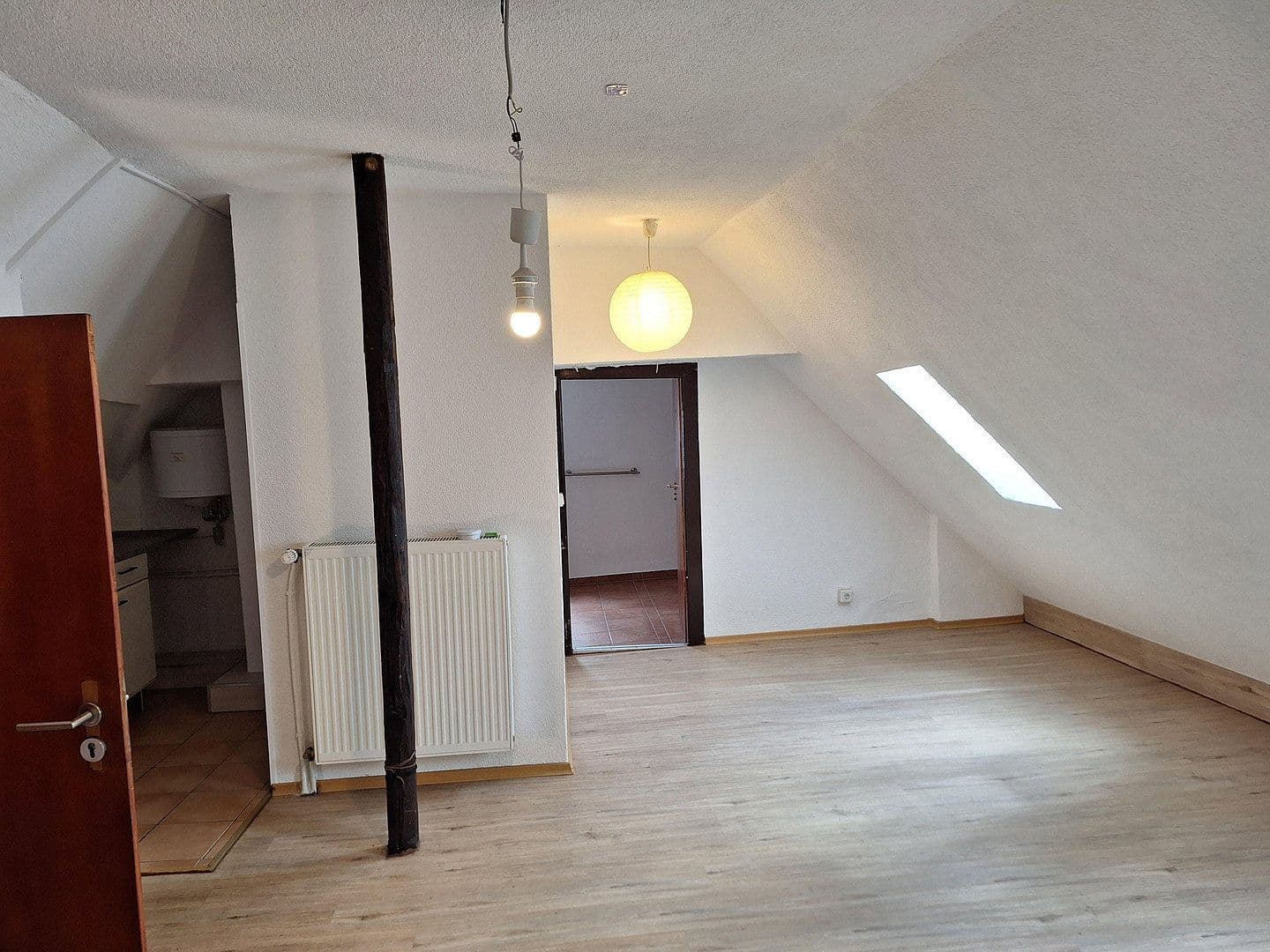 Prenájom bytu 2-izbový 45 m², worms, Porýnie-Falcko Prenájom bytu 2-izbový 45 m², worms, Porýnie-Falcko