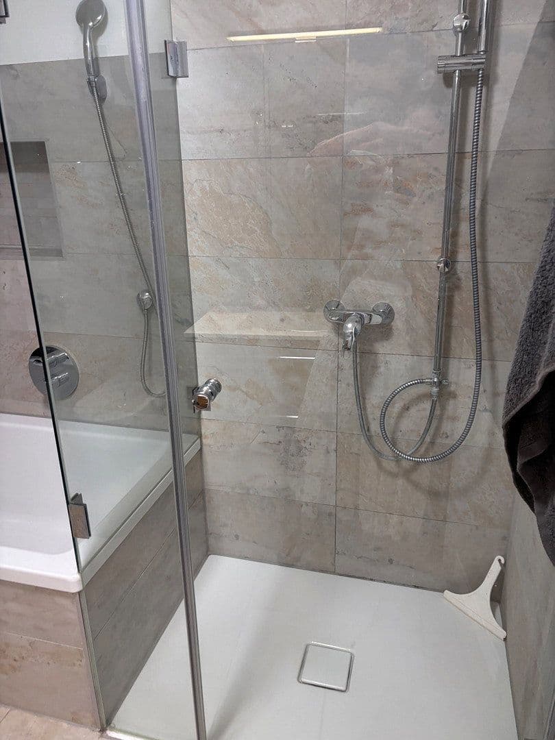 Prenájom bytu 5-izbový 115 m², Grünwald, Bavorsko Prenájom bytu 5-izbový 115 m², Grünwald, Bavorsko
