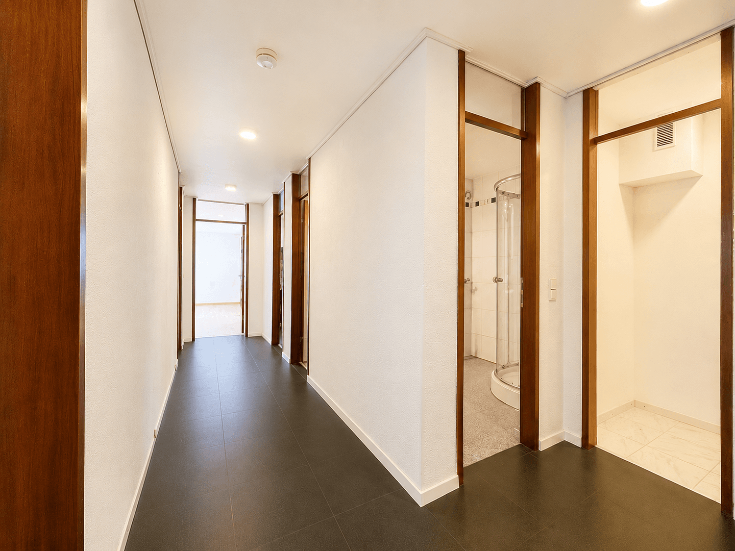 Prenájom bytu 3-izbový 84 m², Renningen, Bádensko-Wurttembersko Prenájom bytu 3-izbový 84 m², Renningen, Bádensko-Wurttembersko