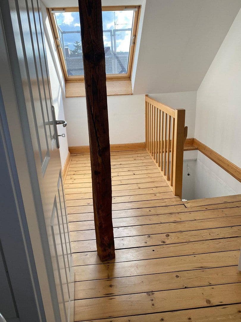Predaj domu 240 m², pozemok 371 m², Duisburg - Nordrhein-Westfalen, Severné Porýnie - Westfálsko Predaj domu 240 m², pozemok 371 m², Duisburg - Nordrhein-Westfalen, Severné Porýnie - Westfálsko