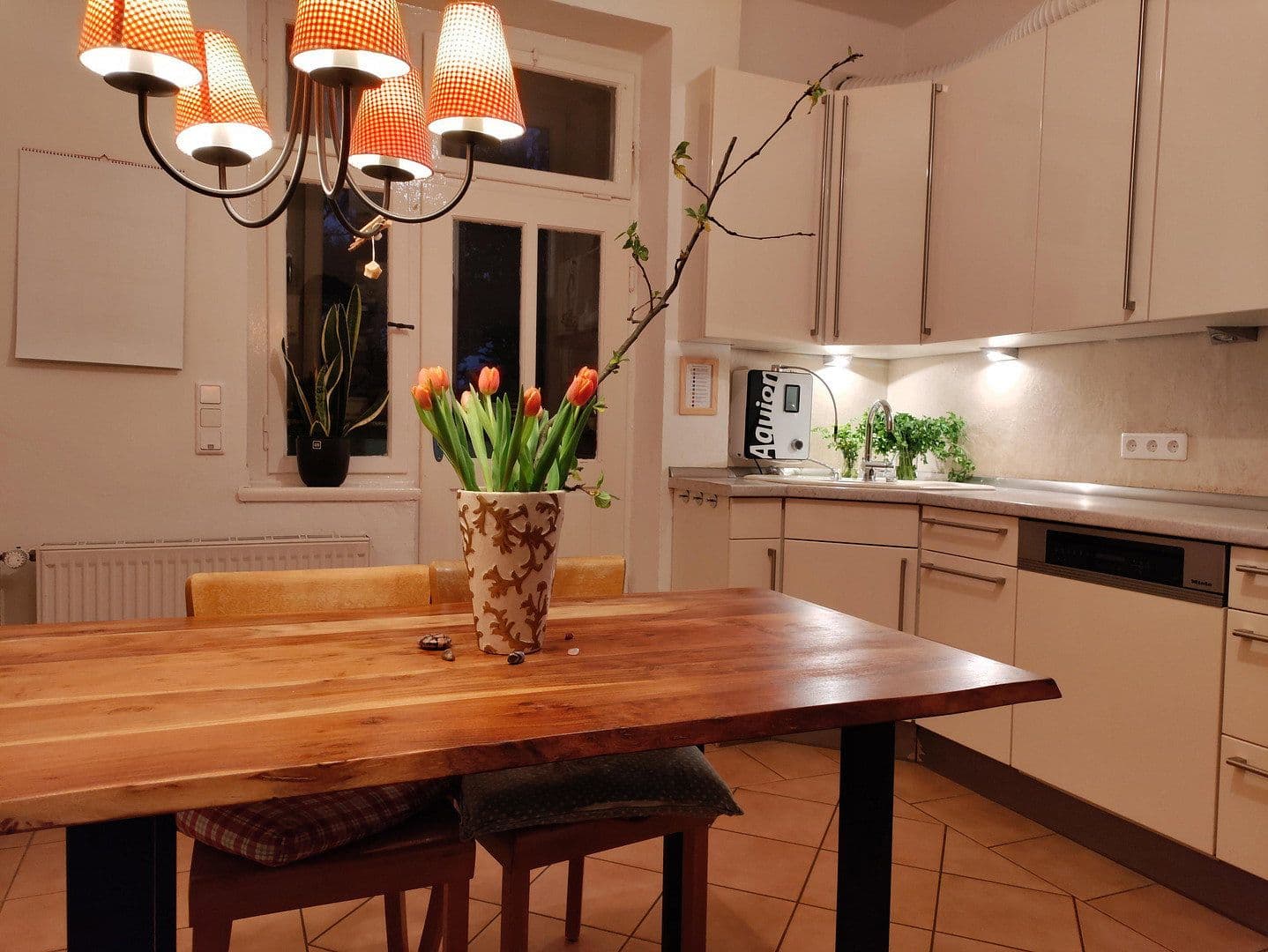 Predaj domu 240 m², pozemok 371 m², Duisburg - Nordrhein-Westfalen, Severné Porýnie - Westfálsko Predaj domu 240 m², pozemok 371 m², Duisburg - Nordrhein-Westfalen, Severné Porýnie - Westfálsko