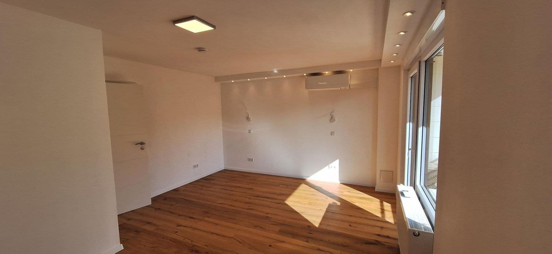Predaj bytu 4-izbový 107 m², Heidelberg, Bádensko-Wurttembersko Predaj bytu 4-izbový 107 m², Heidelberg, Bádensko-Wurttembersko