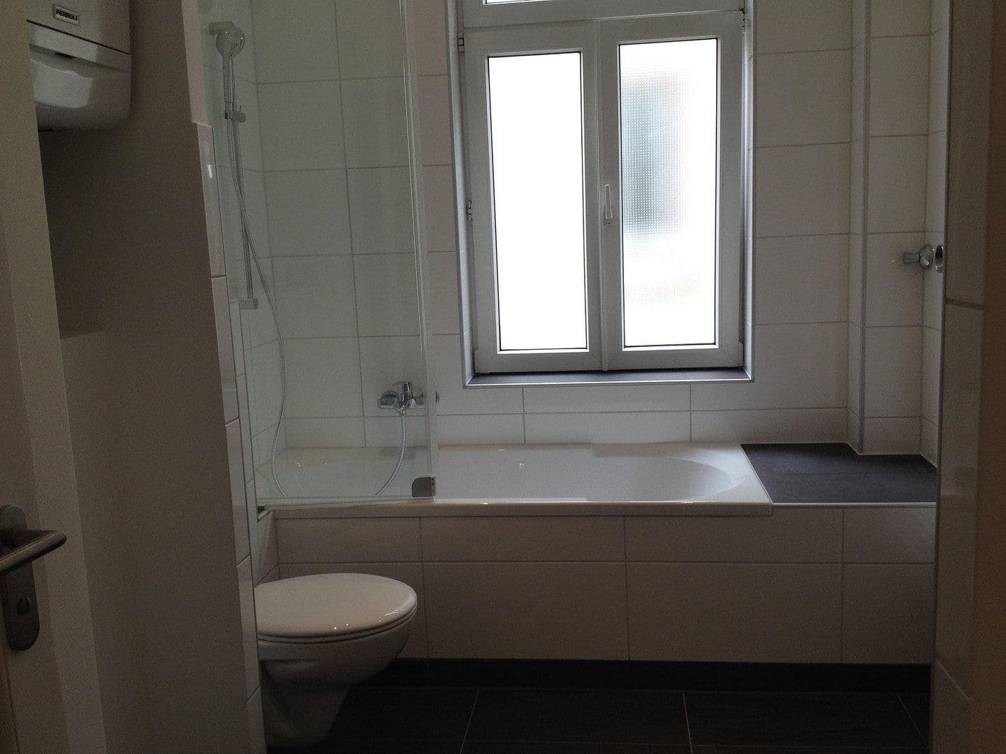 Prenájom bytu 2-izbový 50 m², Frankfurt, Hesensko Prenájom bytu 2-izbový 50 m², Frankfurt, Hesensko