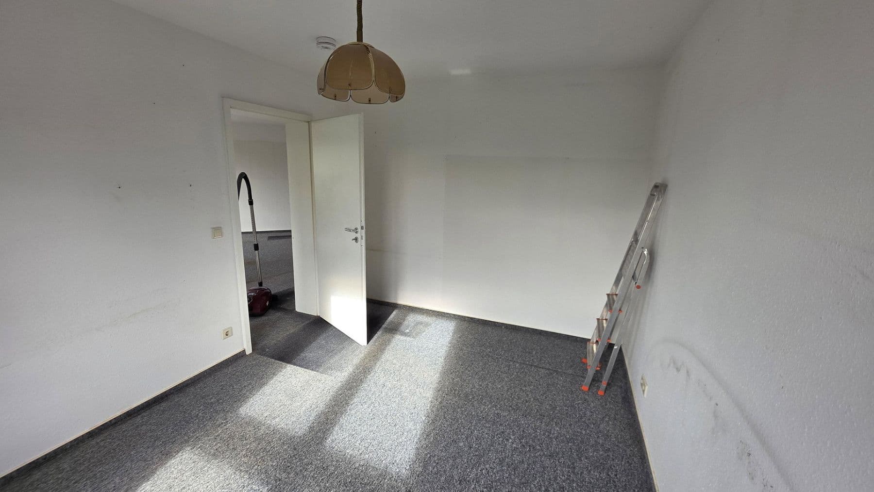 Predaj bytu 2-izbový 54 m², Am alten Flugfeld 86, Leipzig-Lindenthal, Sasko Predaj bytu 2-izbový 54 m², Am alten Flugfeld 86, Leipzig-Lindenthal, Sasko