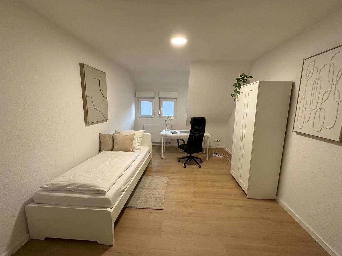 Prenájom bytu 12 m², Römerstraße 39, Heilbronn, Bádensko-Wurttembersko Prenájom bytu 12 m², Römerstraße 39, Heilbronn, Bádensko-Wurttembersko