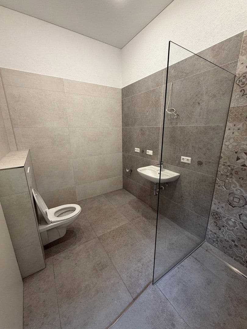 Prenájom bytu 2-izbový 65 m², Wildbader Str. 39, Neuenbürg, Bádensko-Wurttembersko Prenájom bytu 2-izbový 65 m², Wildbader Str. 39, Neuenbürg, Bádensko-Wurttembersko