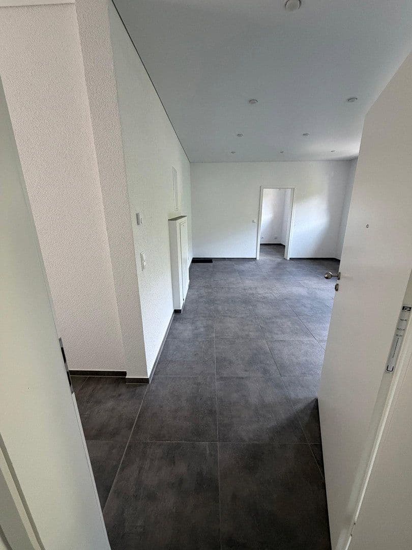 Prenájom bytu 2-izbový 65 m², Wildbader Str. 39, Neuenbürg, Bádensko-Wurttembersko Prenájom bytu 2-izbový 65 m², Wildbader Str. 39, Neuenbürg, Bádensko-Wurttembersko