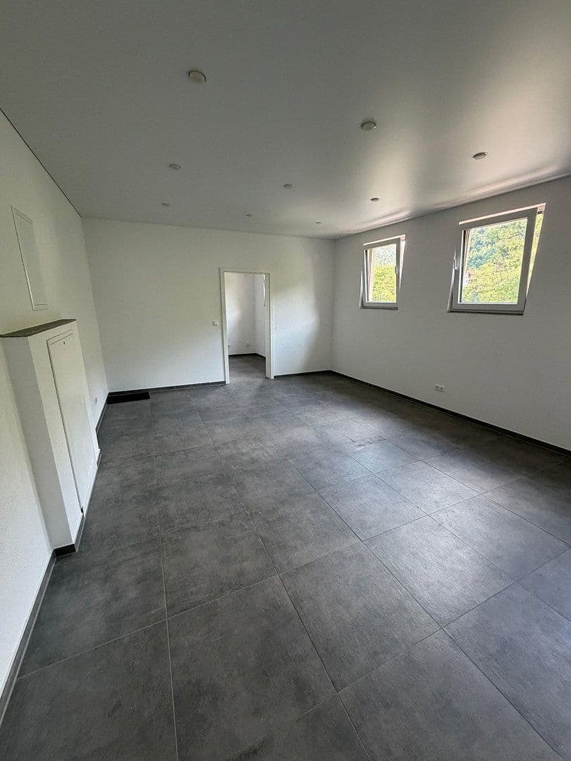 Prenájom bytu 2-izbový 65 m², Wildbader Str. 39, Neuenbürg, Bádensko-Wurttembersko Prenájom bytu 2-izbový 65 m², Wildbader Str. 39, Neuenbürg, Bádensko-Wurttembersko