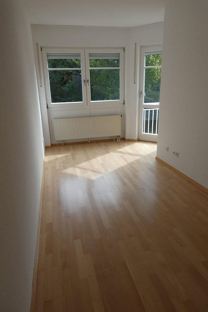 Predaj domu 170 m², pozemok 297 m², Pläntschweg 23, München, Bavorsko Predaj domu 170 m², pozemok 297 m², Pläntschweg 23, München, Bavorsko