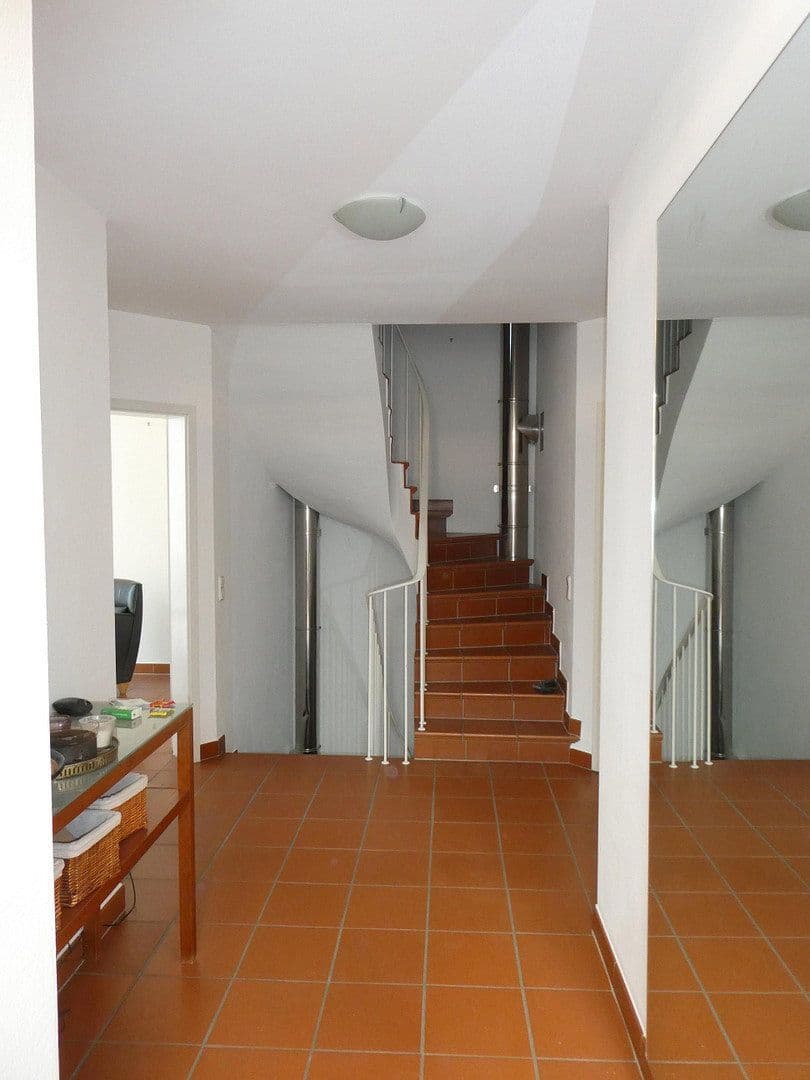 Predaj domu 170 m², pozemok 297 m², Pläntschweg 23, München, Bavorsko Predaj domu 170 m², pozemok 297 m², Pläntschweg 23, München, Bavorsko