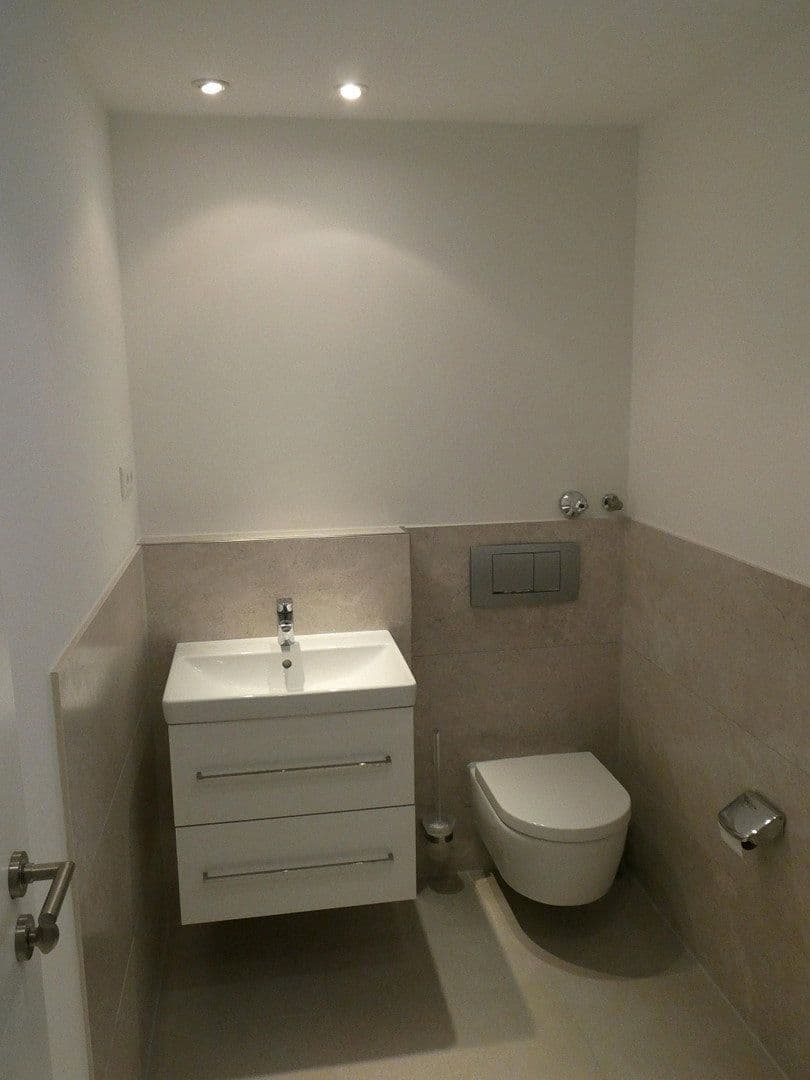 Predaj domu 170 m², pozemok 297 m², Pläntschweg 23, München, Bavorsko Predaj domu 170 m², pozemok 297 m², Pläntschweg 23, München, Bavorsko