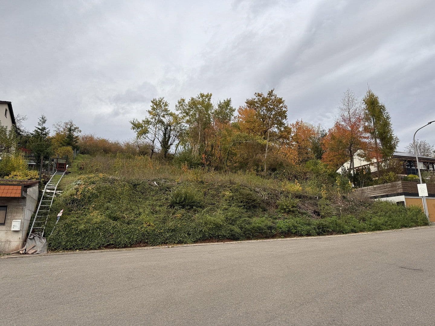 Predaj pozemku 800 m², Trifelsring 23, Albersweiler, Porýnie-Falcko Predaj pozemku 800 m², Trifelsring 23, Albersweiler, Porýnie-Falcko