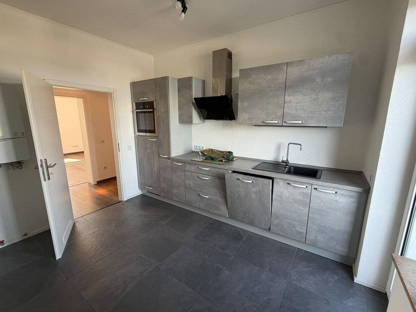 Prenájom bytu 3-izbový 83 m², walder str 63, Haan, Severné Porýnie - Westfálsko Prenájom bytu 3-izbový 83 m², walder str 63, Haan, Severné Porýnie - Westfálsko