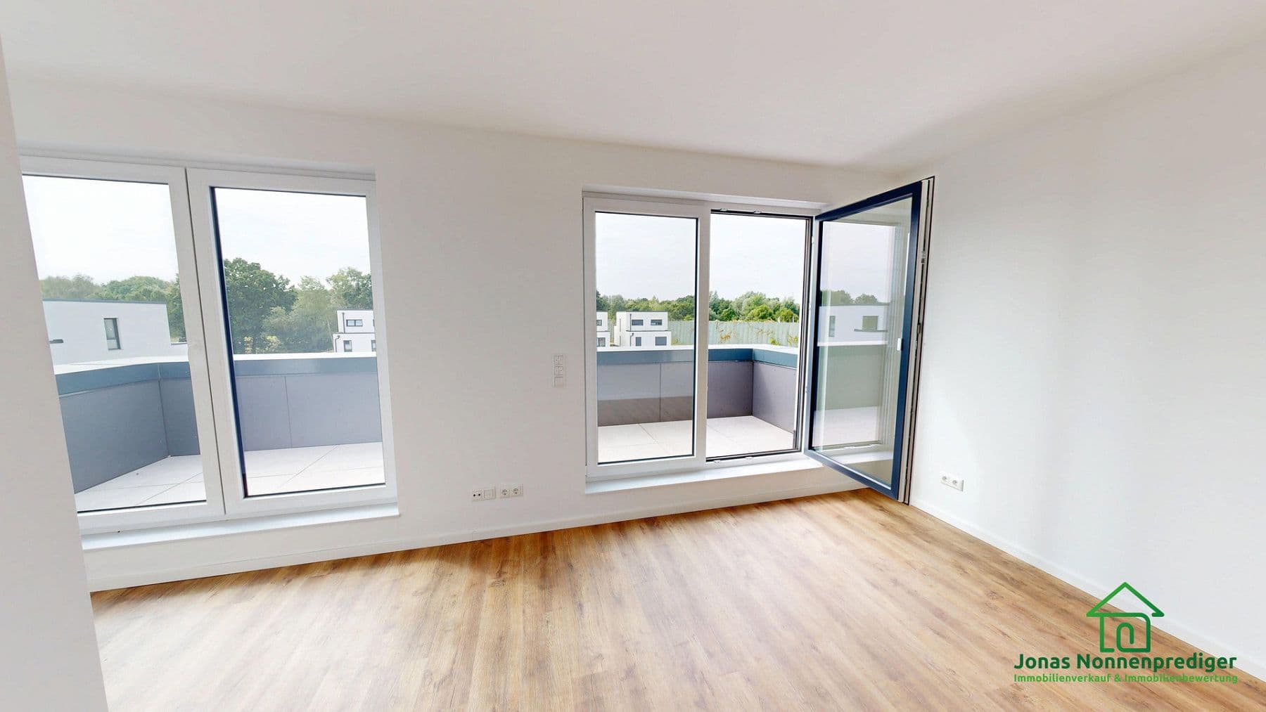 Predaj domu 144 m², pozemok 254 m², Kühls Acker 8, Schwerin, Meklenbursko-Predpomoransko Predaj domu 144 m², pozemok 254 m², Kühls Acker 8, Schwerin, Meklenbursko-Predpomoransko