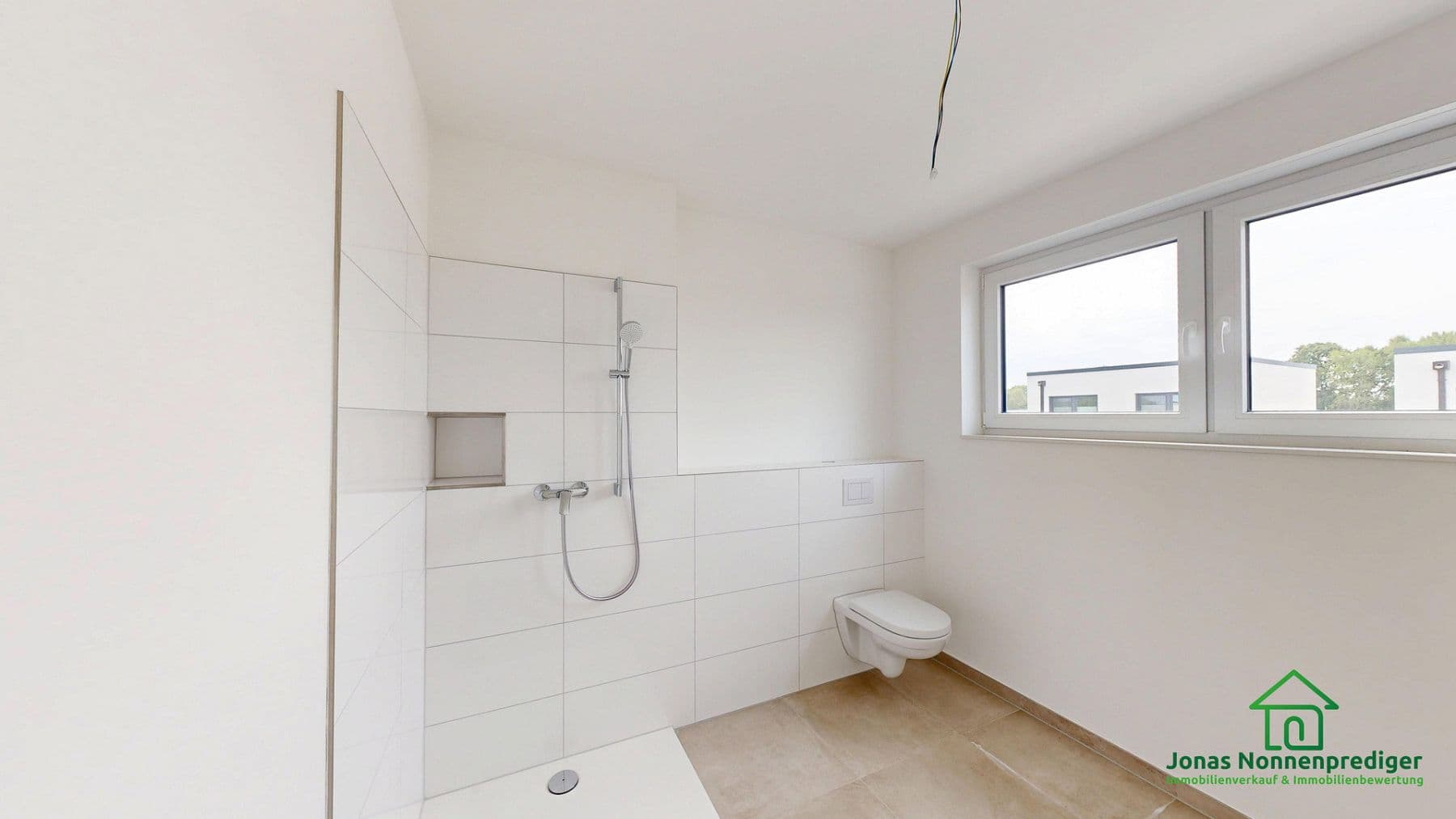 Predaj domu 144 m², pozemok 254 m², Kühls Acker 8, Schwerin, Meklenbursko-Predpomoransko Predaj domu 144 m², pozemok 254 m², Kühls Acker 8, Schwerin, Meklenbursko-Predpomoransko