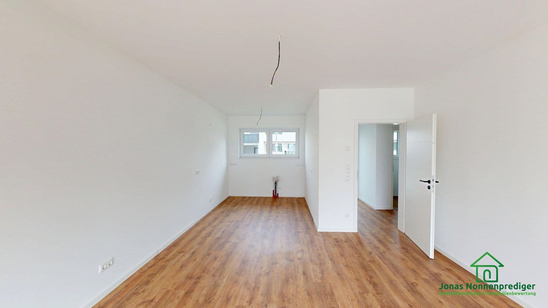 Predaj domu 144 m², pozemok 254 m², Kühls Acker 8, Schwerin, Meklenbursko-Predpomoransko Predaj domu 144 m², pozemok 254 m², Kühls Acker 8, Schwerin, Meklenbursko-Predpomoransko