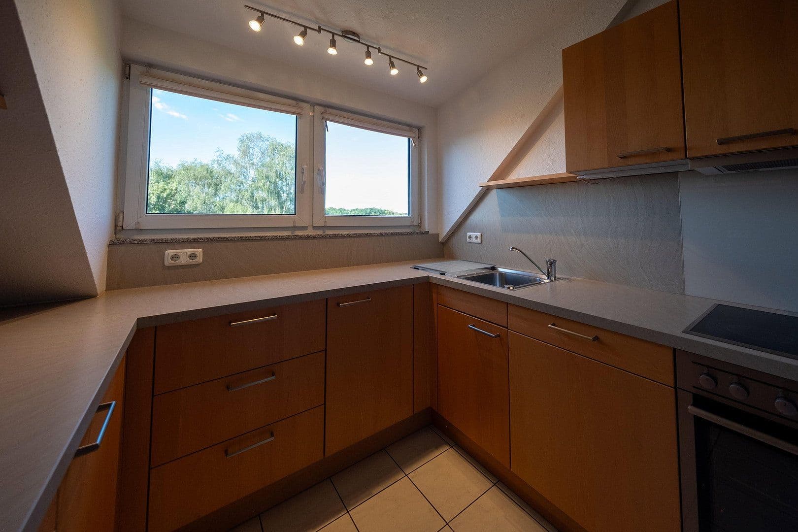 Predaj bytu 2-izbový 68 m², Erkrath, Severné Porýnie - Westfálsko Predaj bytu 2-izbový 68 m², Erkrath, Severné Porýnie - Westfálsko