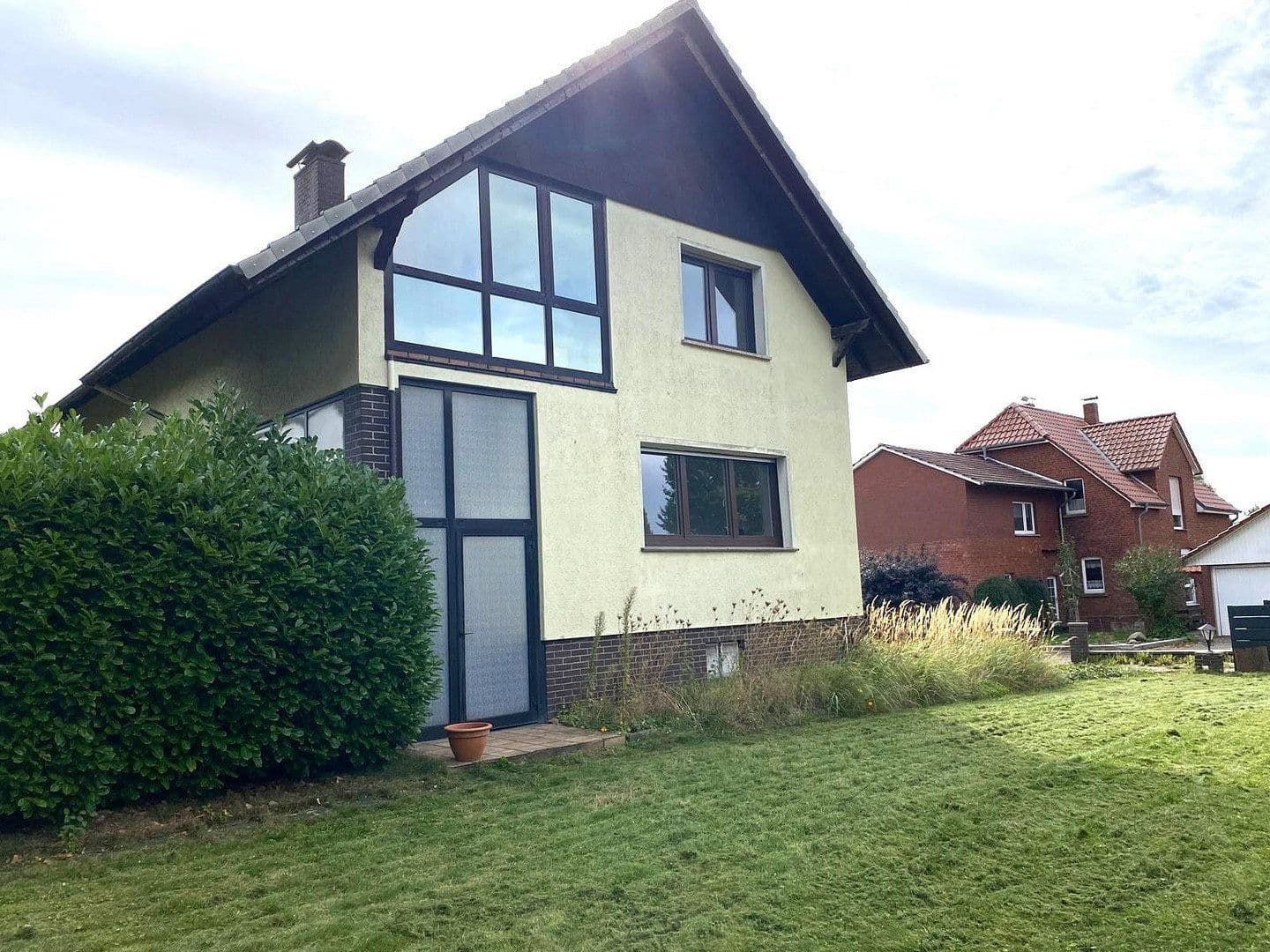 Predaj domu 139 m², pozemok 796 m², Alter Kirchweg 13, Porta Westfalica, Severné Porýnie - Westfálsko Predaj domu 139 m², pozemok 796 m², Alter Kirchweg 13, Porta Westfalica, Severné Porýnie - Westfálsko