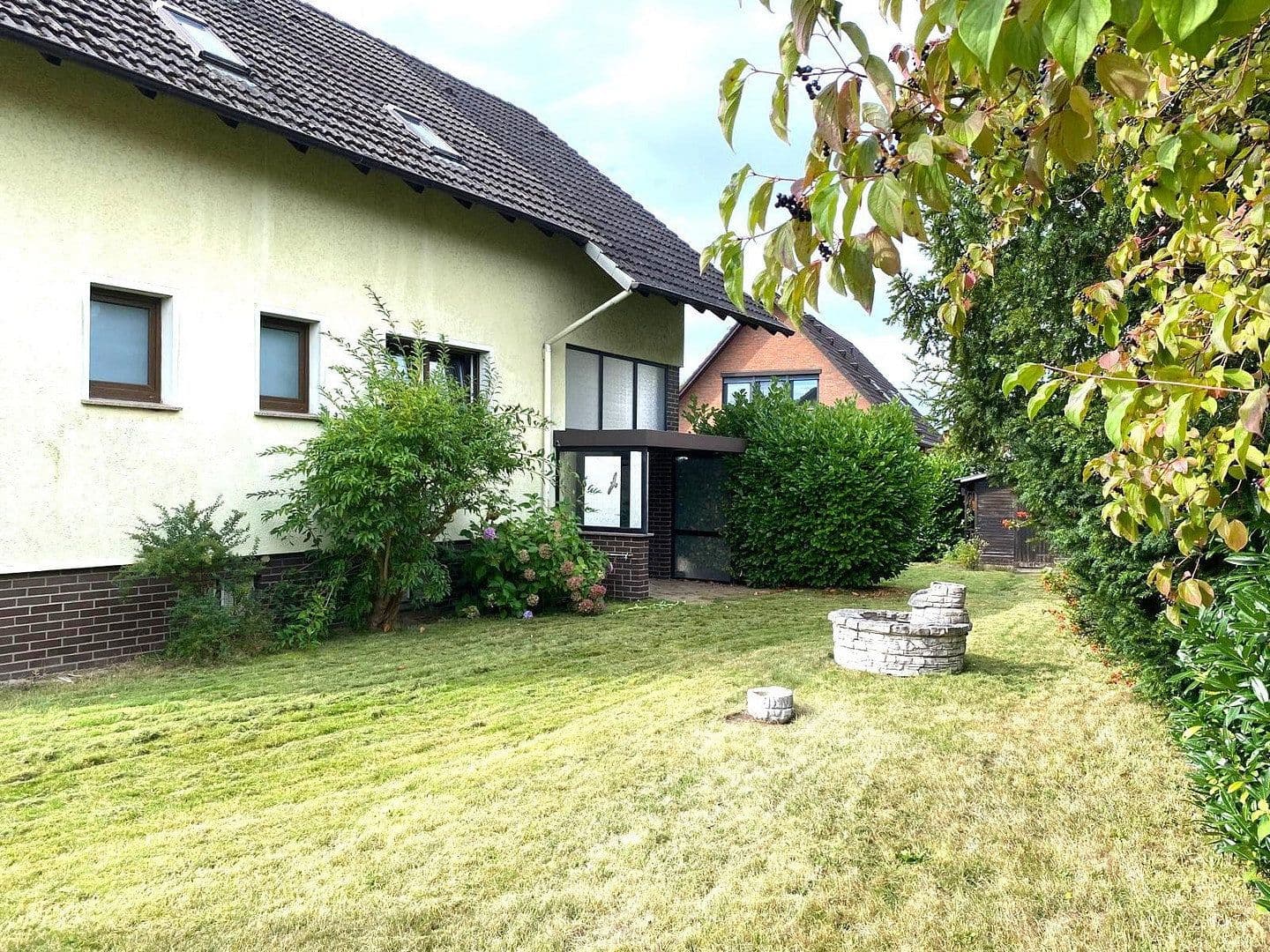 Predaj domu 139 m², pozemok 796 m², Alter Kirchweg 13, Porta Westfalica, Severné Porýnie - Westfálsko Predaj domu 139 m², pozemok 796 m², Alter Kirchweg 13, Porta Westfalica, Severné Porýnie - Westfálsko